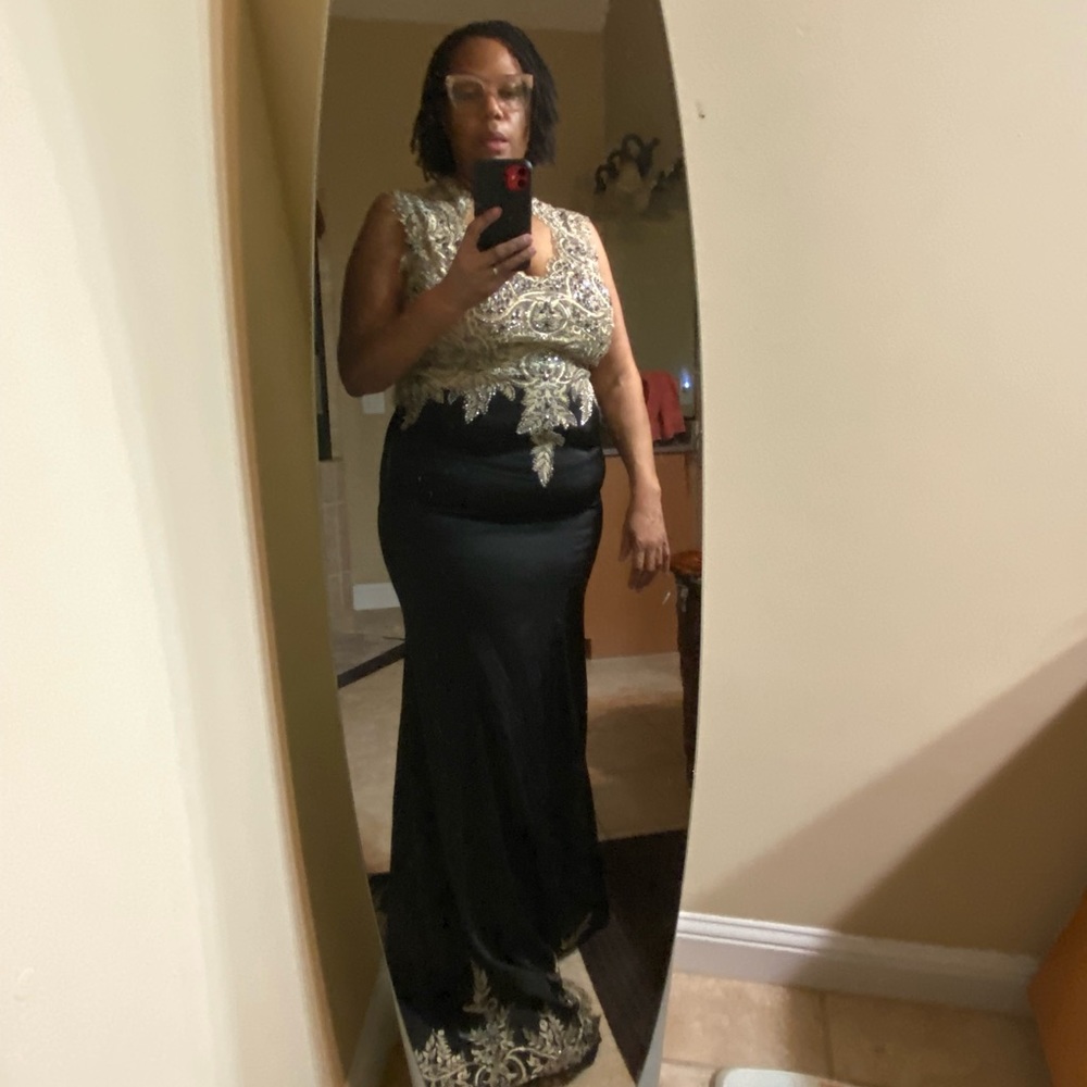 DRESS - Picture 7 of 8